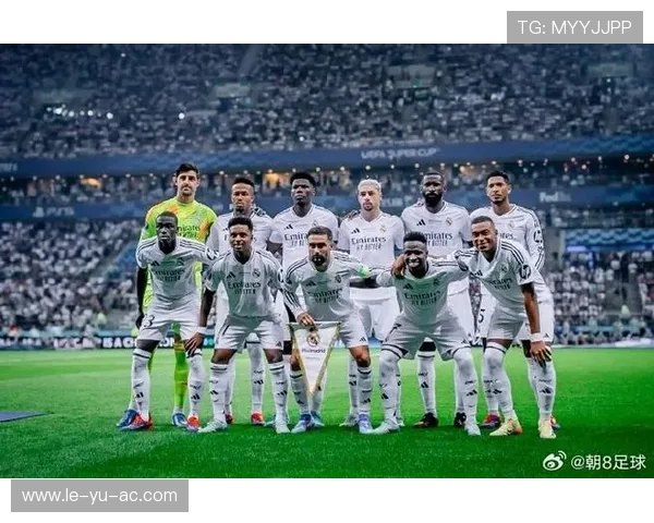 西甲争冠形势激烈:巴萨与皇马争锋,马竞紧随其后 西甲争冠形势激烈:巴萨与皇马争锋,马竞紧随其后